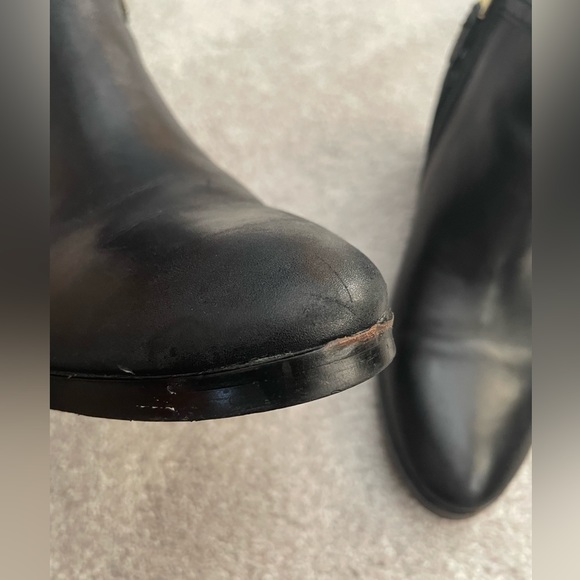 Ralph Lauren “Damara” leather & suede bootie size 9. - Picture 7 of 7